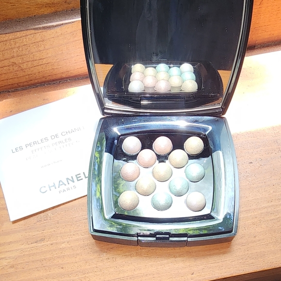 🆕️Limited Edition Chanel Les Perles De Chanel Illuminating Highlight 2002 NIB - Picture 4 of 4